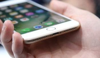 El iPhone 7 llega a las tiendas... pero algunos modelos ya están agotados
