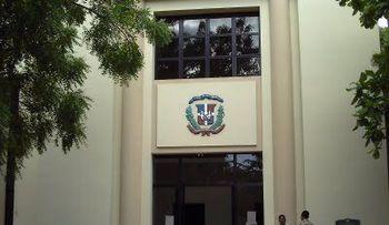 10 años para hombre violó niña a la que invitó a orar