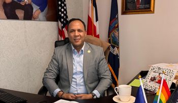Asambleísta George Álvarez presentará libro el la XXV Cumbre de la Comunicación Política