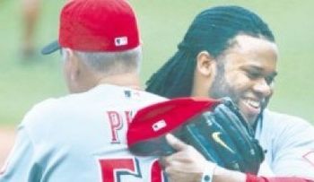 Cueto obtiene su victoria 16 y empata en el liderato de GL