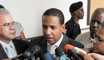 Gómez Díaz cancela periodista, de Telecentro, porque hizo una pregunta que "quilló" a Franklin Almeyda