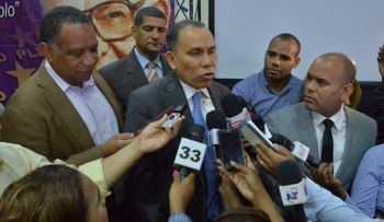 Jiménez: PRD debe dejar cargos si decide ir sólo a elecciones 2020