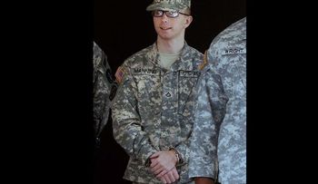 Acusan a Manning de filtrar a WikiLeaks de manera sistemática y consciente