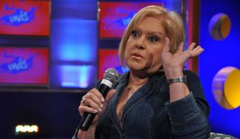 Le roban a Nancy Álvarez, y le entra al PLD