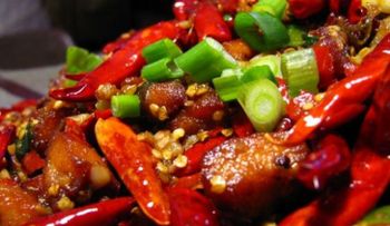 ¿Los alimentos picantes nos pueden ayudar a adelgazar?