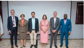 RD y Francia promueven sistema eléctrico sostenible