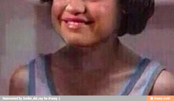 Selena Gómez y su foto esconde, porque demuestra que no es tan guapa como crees