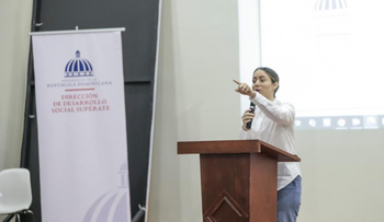 Comunitarios de Azua agradecen inversión de RD 5,7 millones en 5 años