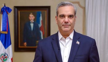 Abinader  ha donado más de RD$6 millones de su sueldo a causas sociales