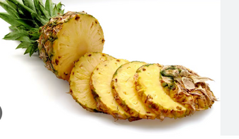 Médico garantiza que dos rodajas de piña antes de dormir pueden vencer el insomnio