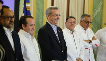 Presidente Abinader juramenta Comité Organizador de los Juegos Centroamericanos y del Caribe 2026