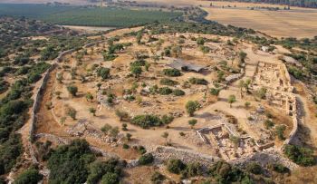 Jerusalén  Arqueólogos dicen encontraron palacio del rey David