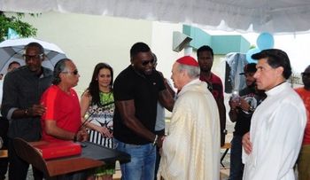 Fundación David Ortiz y Cedimat llevan alegría a niños con patologías complejas