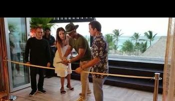 En la Villa de Romeo Santos