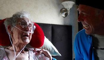 Muere la abuela con cáncer que prefirió viajar antes de hacer el tratamiento