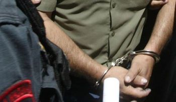 Apresan padre e hija por robo en Multicentro de Santiago