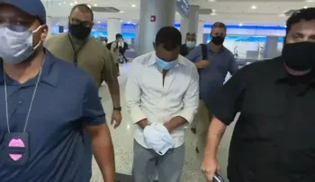 Extraditan a EEUU psiquiatra que abusó de menores y duró 10 años en RD