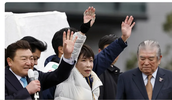 Japón cierra su campaña más corta con Takaichi como favorita