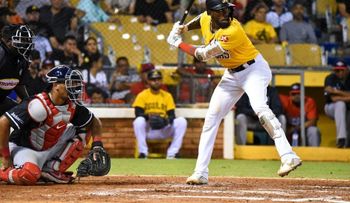 Escogido y Orlando Calixte acuerdan contrato por dos años, sin revelar monto 