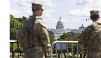 Experto: unidad de la Guardia Nacional de Trump debilita la democracia