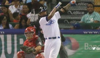 Licey mantiene su lucha por el cuarto lugar; vencen 7-6 a los Gigantes 