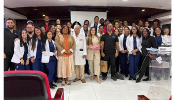 Moscoso Puello refuerza atención al ictus con taller neurológico