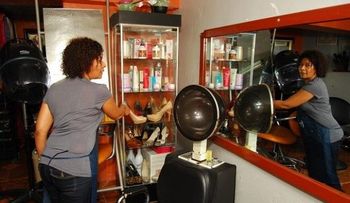 BS facilita préstamos a miles de pequeños negocios en Santo Domingo Oeste