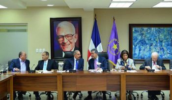 CP del PLD podría aprobar o rechazar este lunes, que Danilo busque otro mandato; expectativa