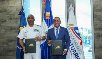 Departamento Aeroportuario y Armada refuerzan seguridad aeroportuaria