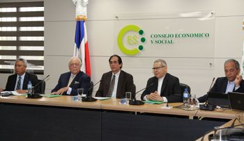 Reinician diálogo para la firma del Pacto Eléctrico