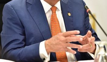  Gobernador Valdez Albizu: Economía tuvo un robusto crecimiento de 6.4% trimestre enero-marzo 2018 y podría terminar en 7%