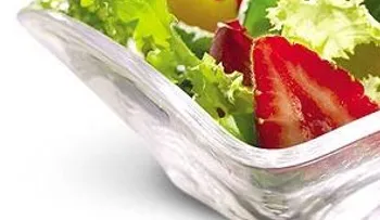  Ensalada Waldrof aderezada con cardamomo y miel 