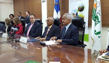 Haití quitará veda productos criollos en los próximos días, dice Osmar Benítez 