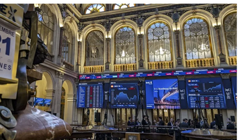 El IBEX 35 cae 1 % por dudas sobre la IA y la Reserva Federal