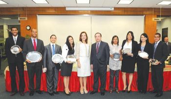 Banco Central entrega premios del Concurso de Economía
