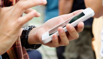 1 de 4 jóvenes dice que ha hecho sexting; según un estudio