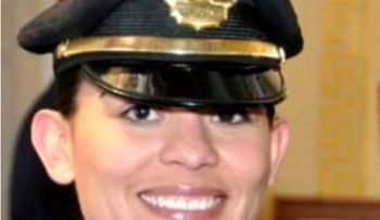 Oficial dominicana en Providence demanda a Departamento de Policía por acoso 