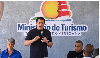 Collado interviene playa de SPM para impulsar turismo