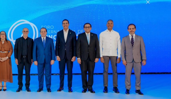 Paliza anuncia licitación de la autopista del Ámbar en foro sobre Santiago