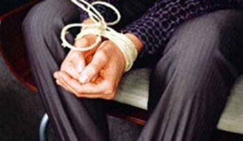 Joven de 18 años mata de una puñalada a su concubino en La Romana 