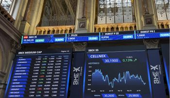 El IBEX 35 sube 0,34 % y alcanza 15.300 puntos, su máximo desde 2007.