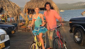 Shakira, Carlos Vives, Gente de Zona y CNCO reinan en los Premios Lo Nuestro