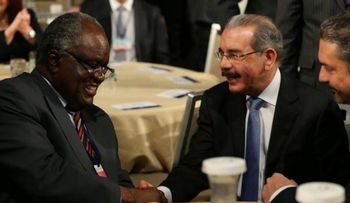 Danilo asiste a actividad de los Clinton en Nueva York