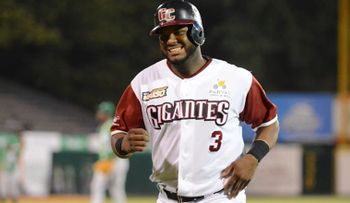 Gigantes vencen a las Estrellas y se mantienen en primer lugar