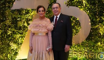 Valdez Albizu y su esposa ofrecieron una cena de gala en honor de los miembros de la Junta Monetaria