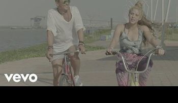 Carlos Vives ya no podrá llevar a Shakira en su bicicleta