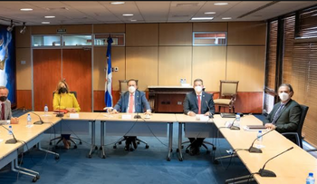 Valdez Albizu se reúne con embajador de Francia; destaca fortaleza economía dominicana y seguridad del país para la inversión 