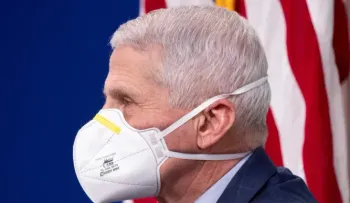 Fauci espera que en meses se conviva con el covid-19 teniéndolo bajo "control"