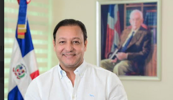 Abel Martínez urge acción por crisis de agua en Santiago