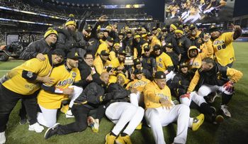 Equipo de "enanos" se coronan campeones serie Titanes del Caribe, con barrida sobre Tigres 